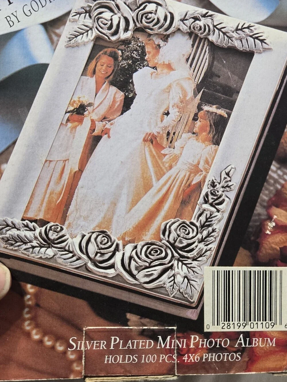 Vintage Godinger Satin Rose silver-plated mini photo album holds 100 4x6 NIB